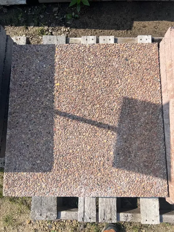 24″ Square Exposed Aggregate- Red