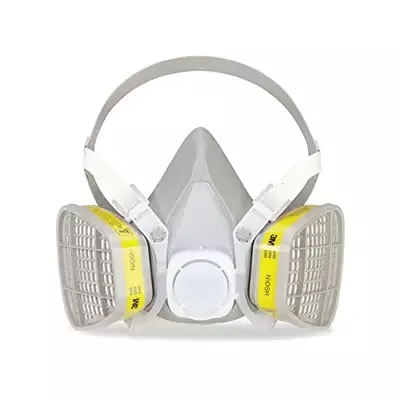 3M 5303 Half Facepiece Respirator Assembly – Large