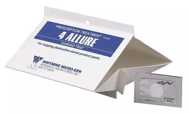 4 Allure Stored Product Moth Replacement Lures