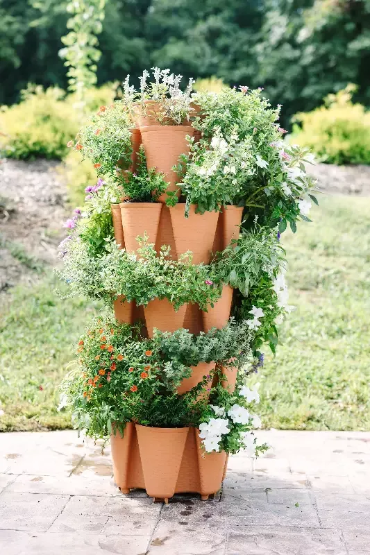 5 Tier GreenStalk Original Vertical Planter | Classic Terracotta (Basket Weave Texture)