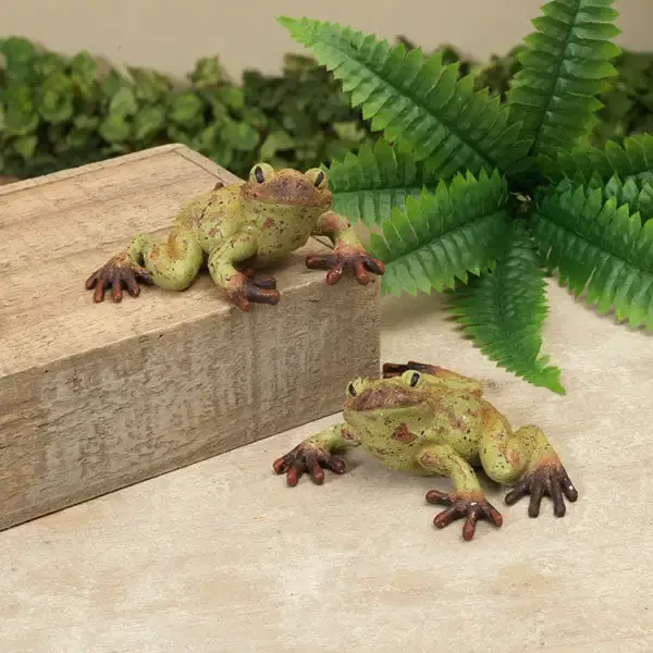 6.5″ Length Resin Frog Figurines