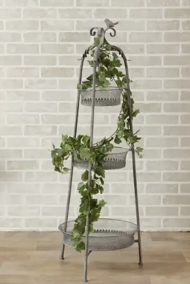 Audrey’s Tiered Metal Baskets