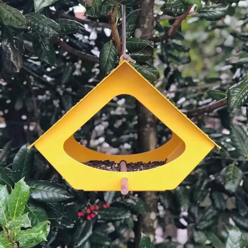 Beekman Fly-Thru Bird Feeder