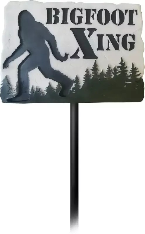 Bigfoot Garden Stake