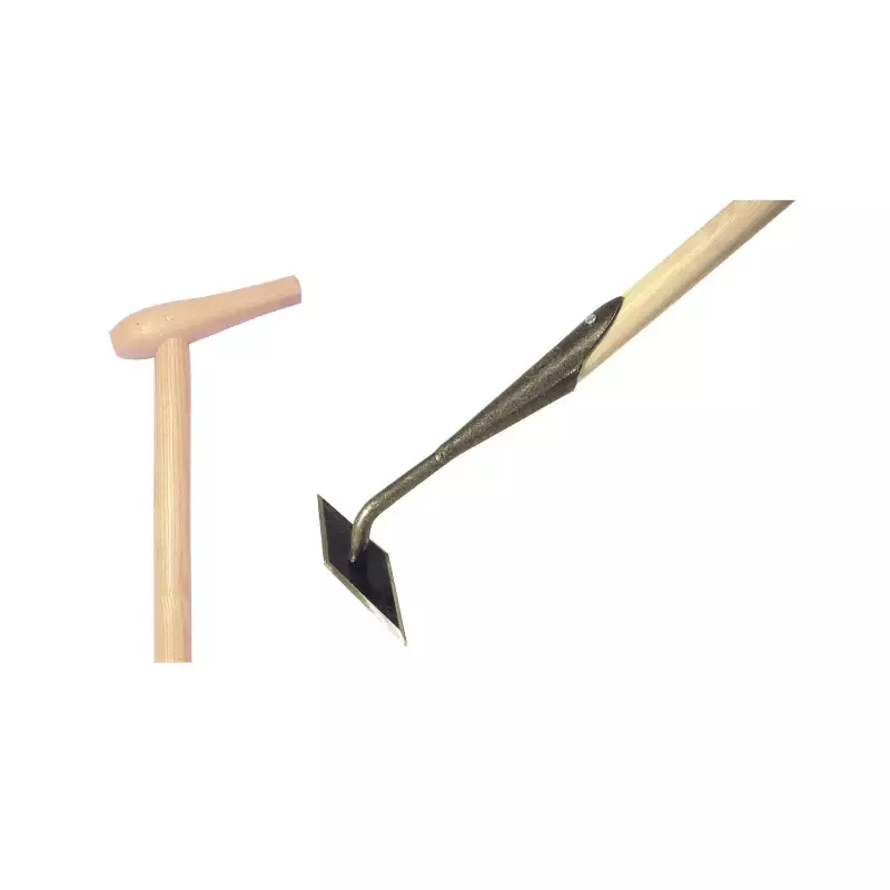 DeWit Diamond P-Grip Hoe, Head: 2″L x 8″W Total: 74″L 3.5lbs