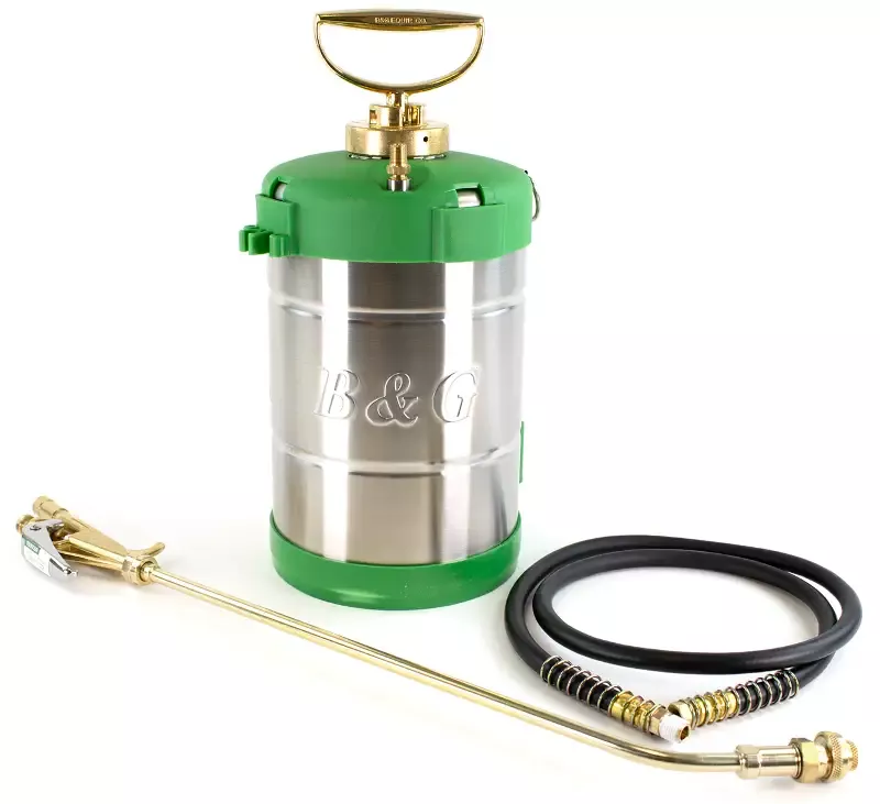 Extenda-Ban Sprayer with 18” Wand & Multeejet Tip ()