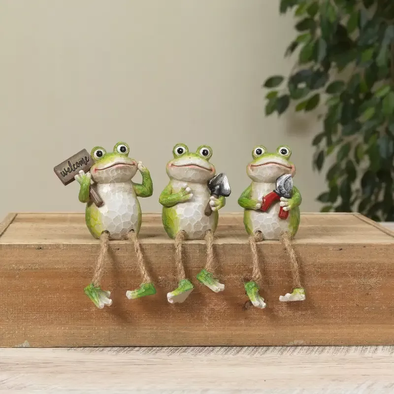Frog Shelf Sitter