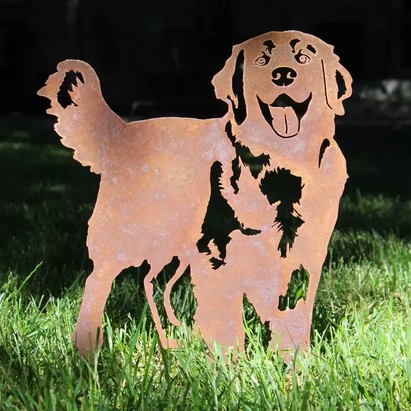 Golden Retriever – Standing