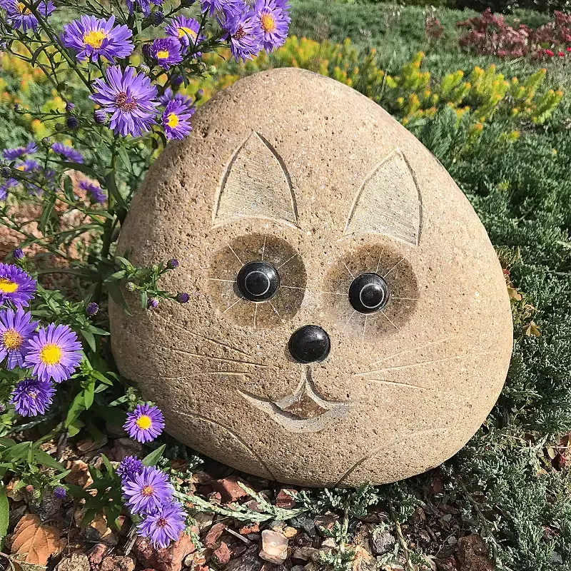 Hand Carved Natural Granite 12″H Boulder Stone Cat