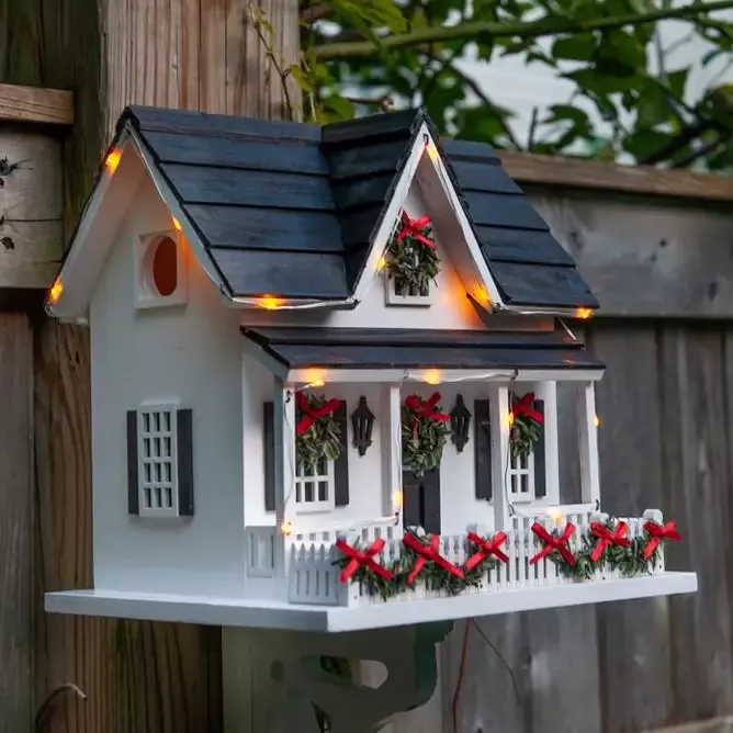 Lighted Holiday Birdhouse