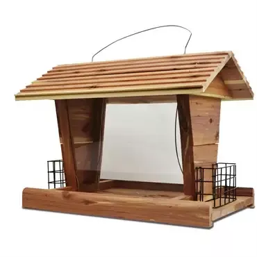 Pennington™ Cedar Grand Chalet Feeder – 5lb Capacity