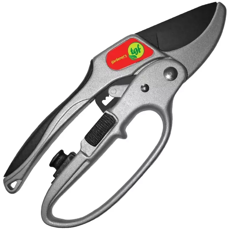 Ratchet Pruners – Heavy Duty Shears for Efficient Pruning