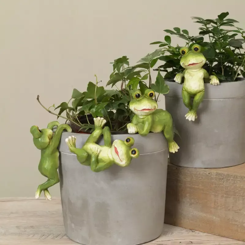 Resin Frog Pot Clinger