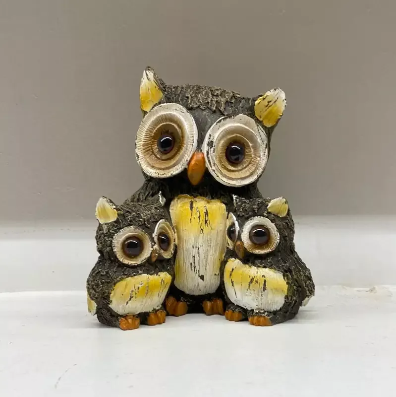 Resin Owl Mother with Babies 6.5”