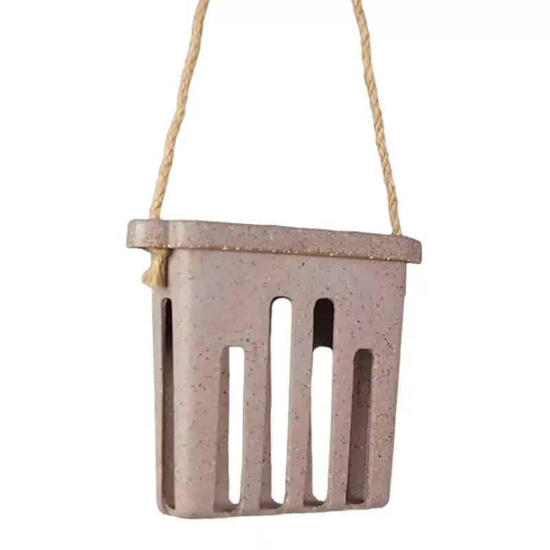 Suet Cake Feeder – Nut Husks 5.71″ x 4.92″ x 1.65″